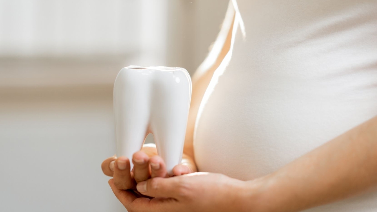 hamilelikte-agiz-ve-dis-sagligi-annelere-ozel-rehber